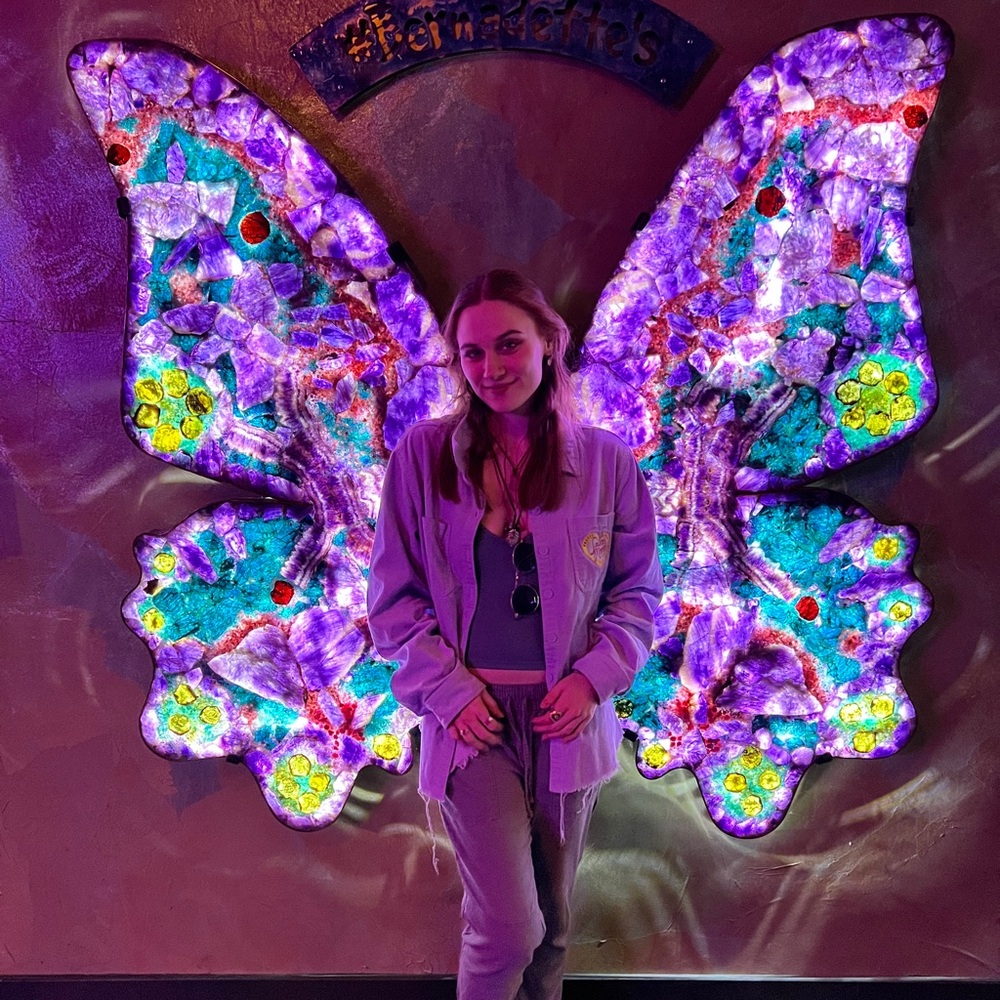 Meet your Posher, Lydia